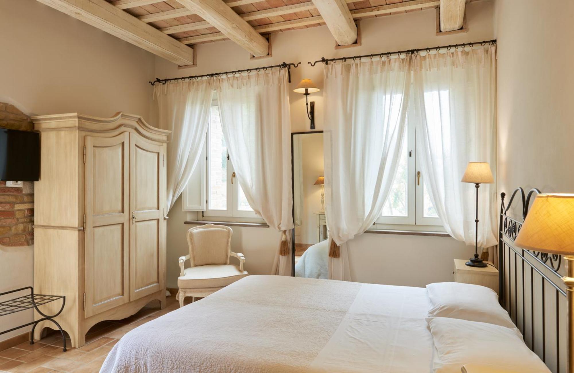 Pamperduto Country Resort Порто-Потенца-Пічена Екстер'єр фото