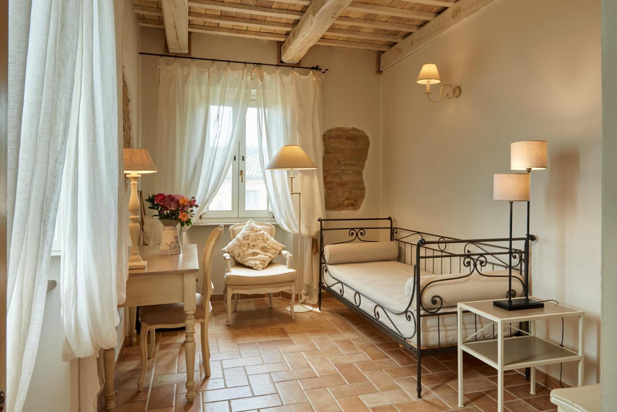 Pamperduto Country Resort Порто-Потенца-Пічена Екстер'єр фото